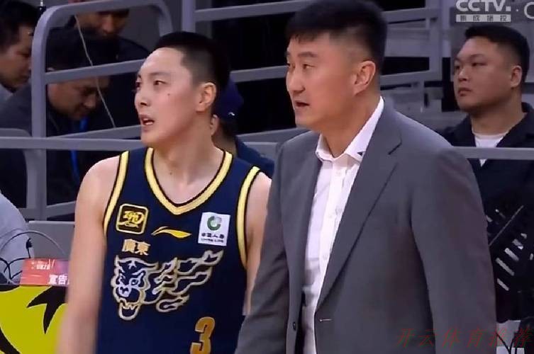 开云体育APP:四川男篮准入困难,广东男篮两外援通过体检,北京欲再签大外援! 开云体育APP:四川男篮准入困难,广东男篮两外援通过体检,北京欲再签大外援!